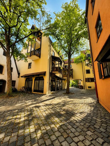 **ALTSTADT ** Großzügige 1- ZKB Wohnung mit Balkon in TOP Lage Nähe Maxstraße (VERMIETET)